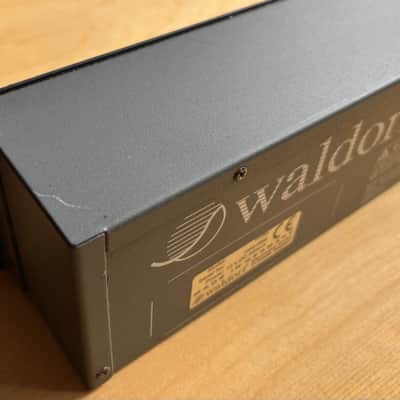 Waldorf Pulse Rackmount Synthesizer 1995 - Blue image 7