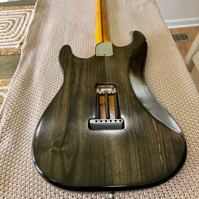 Fender Stratocaster Deluxe 2006-2008 - Faded Black Burst Nitrocellulose image 13
