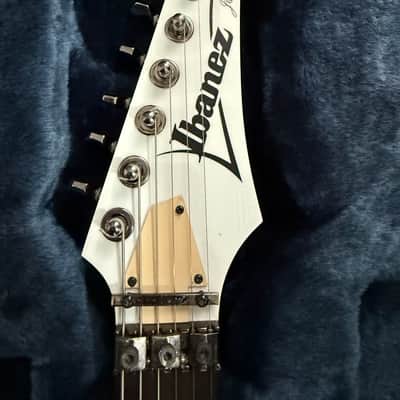 Ibanez JEM555-WH Steve Vai Signature 2008 - White image 2