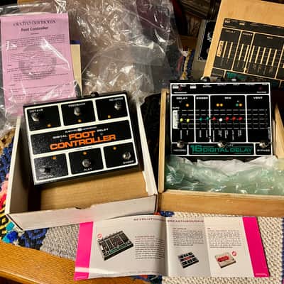 Electro-Harmonix 16 Second Digital Delay 2000s with FOOT CONTROLLER NOS image 9