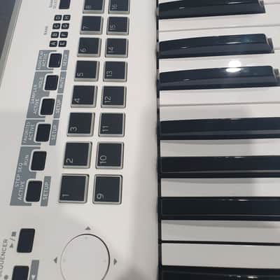 Korg KROSS 2 61-WH 61-Key Synthesizer Workstation 2017 - Present - White image 3