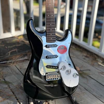 Squier Stratocaster 2011 NOS Black & Chrome image 10