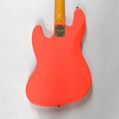 Squier Classic Vibe '60s Jazz Bass - Tahitian Coral image 9