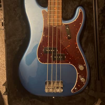 Fender American Original '60s Precision Bass with Rosewood Fretboard 2018 - 2022 - Lake Placid Blue image 2