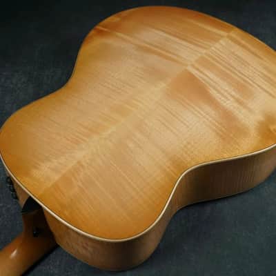 Taylor 618e with V-Class Bracing 2022 - Present - Antique Blonde Bild 17