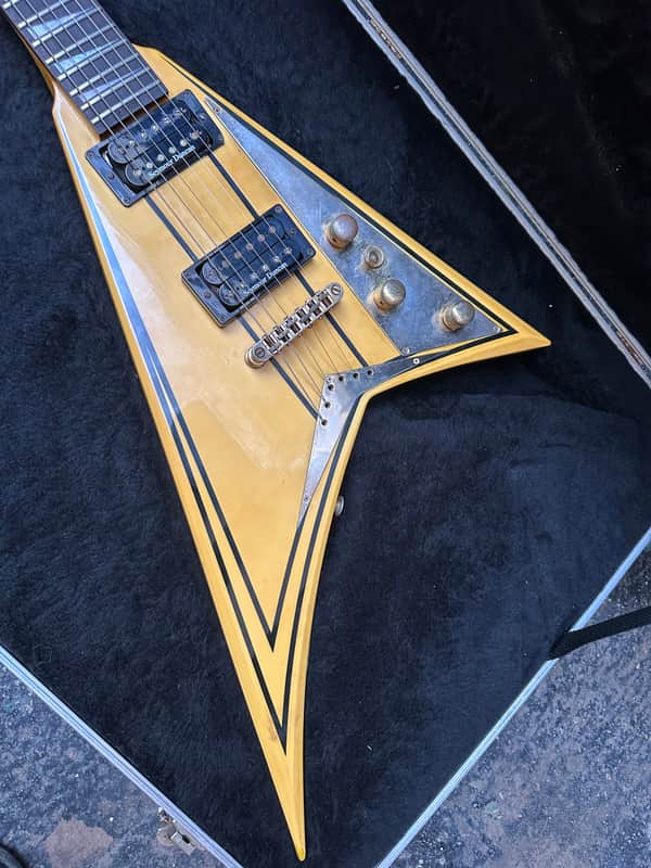 Jackson Pro Series RR5 Rhoads 2005 - Ivory with Black Pinstripes image 1