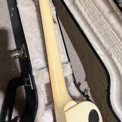 Gibson Les Paul Studio 2016 - Alpine White image 5