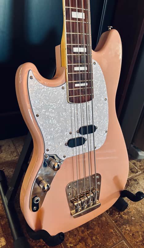 Bronson Lefty Mustang Bass 2025 - Shell Pink image 1