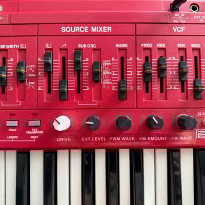 Roland SH-101 Red stellar conditions modded by Circuit Benders