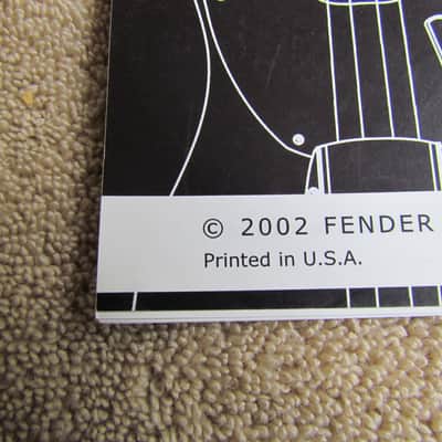 2002 Fender Owners Manual For Guitars And Basses Cool Case Candy Very Good Used Condition Genuine F image 3