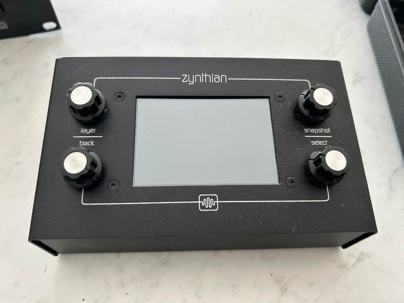 Zynthian open synth platform V3 image 1