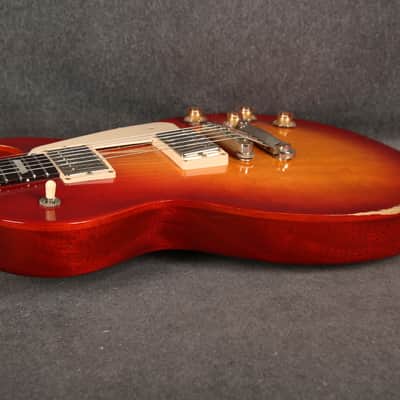 Gibson Les Paul Tribute - Sunburst - 2nd Hand image 14