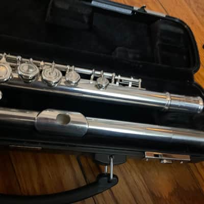 Yamaha Advantage Flute-Clean, Serviced, Very Nice image 7