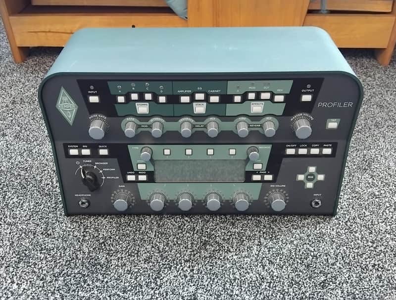 Kemper Amps Profiler PowerHead - with flight case and lots of profiles image 1