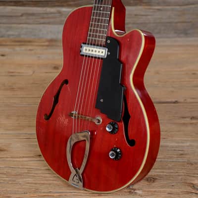 Guild Freshman M-65 3/4 Cherry 1964 image 2