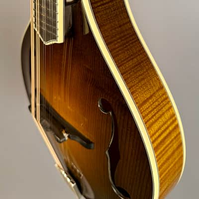 Bourgeois M5A Mandolin - Sunburst image 10