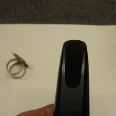 Martin Alto saxophone mouthpiece w/ ligature image 10