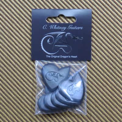 Original Dragon's Heart Guitar Picks 6 Pack image 1