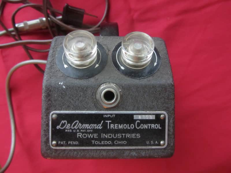 DeArmond 601 Tremolo 1940s image 1