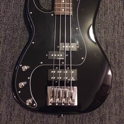 Left Handed Schecter Diamond P Bass Lefty image 2