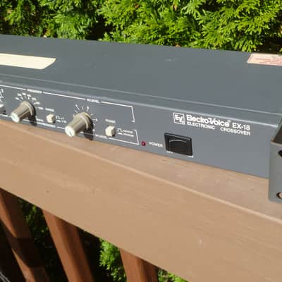 EV / Electrovoice EX-18 Crossover image 6