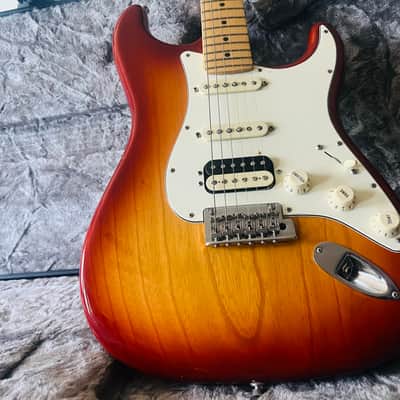 Fender American Professional Stratocaster HSS Shawbucker with Maple Fretboard 2017 - 2019 - Sienna Sunburst image 22