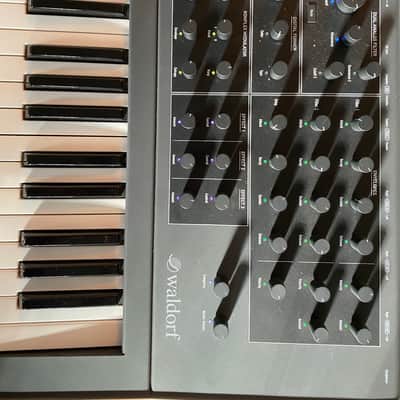 Waldorf Quantum 61-Key Hybrid Synthesizer 2017 - Present - Black image 3
