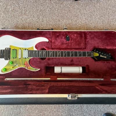 Ibanez RG2550 MZ Prestige 2008 - Galaxy White image 1