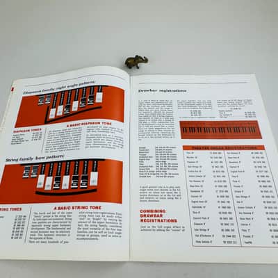 Hammond "Locking Top Consoles" Owner's Playing Guide 1970 image 7