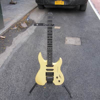 Steinberger GR4 White N series image 1