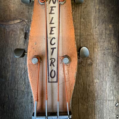 1959 Danelectro Longhorn Bass in Copperburst image 10