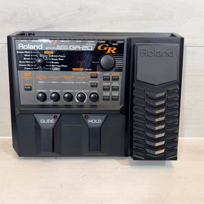 Roland GR-20 Guitar Synthesizer w/ GK-3B Bass Pickup, Power Supply & Gig Bag 2000's