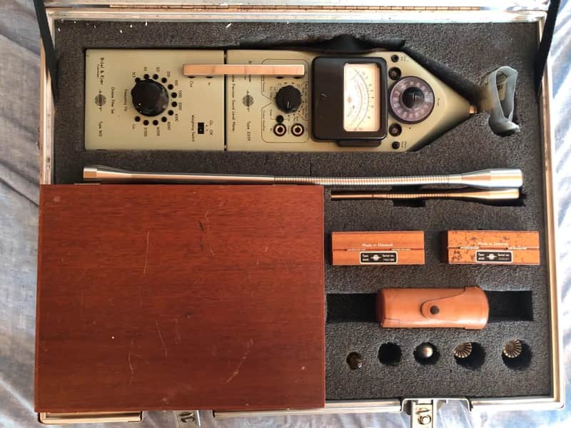 Bruel & Kjaer Type 2209 Class 1 Sound Level Meter image 1