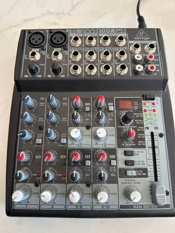 コンプレックス Behringer XENYX 1002FX Mixer | zZounds