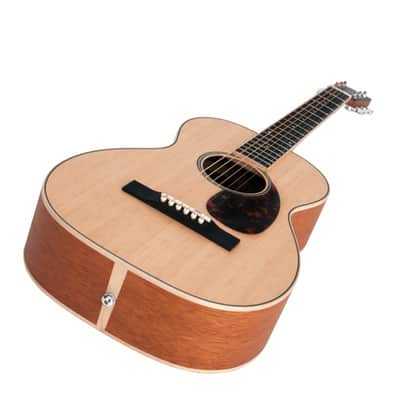 Larrivee P-03 Mahogany/Sitka Spruce Parlour Acoustic With Hard Case *NEW* USA  Made image 3
