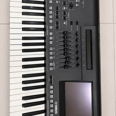 Yamaha Genos 2 76-Key Digital Arranger Workstation 2024 - Present - Black image 3