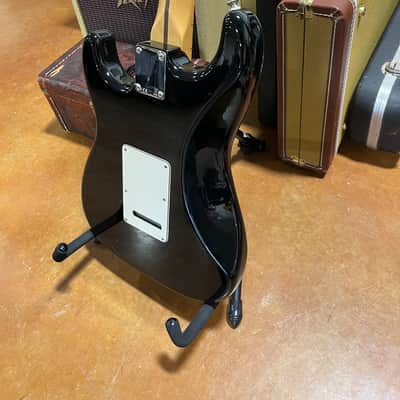 Fender Stratocaster 2012 - Black gloss image 10