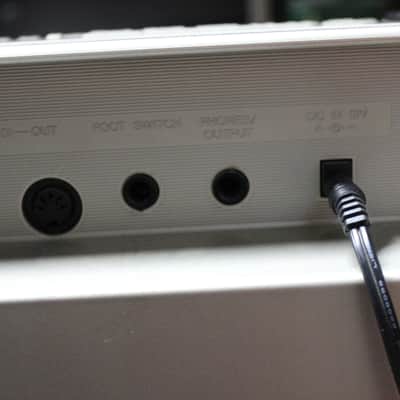 Yamaha DGX-500/ With Power Supply and Stand image 9