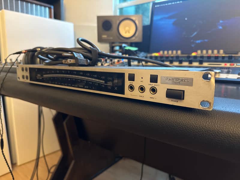 Korg DTR-1 ToneWorks Rackmount Digital Tuner 1990s - Black image 1