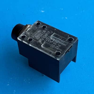 Fender Frontman Bullet Reverb Amplifier Part: Guitar or Speaker TS Input Socket image 3