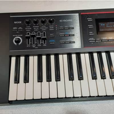 Roland JUNO-DS61 61-Key Mobile Synthesizer TC5004194 image 4