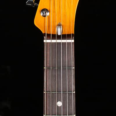 Fender American Vintage II 1977 Telecaster Custom Rosewood Fingerboard 3-Color Sunburst (657) image 5