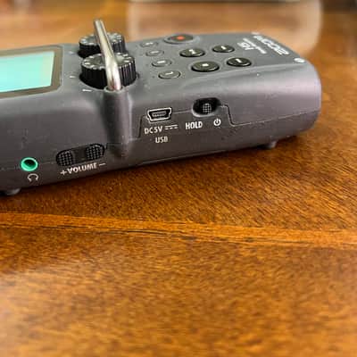 Zoom H5 Handy Recorder 2010s - Black image 9