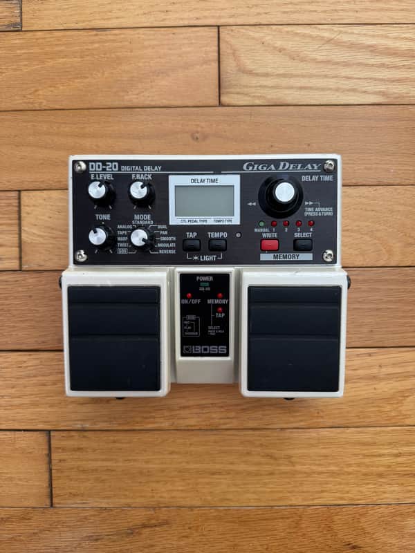 Boss DD-20 Giga Delay