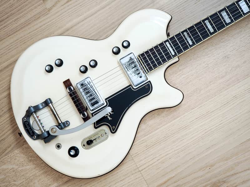 1965 Supro Martinique Val-Trol Resoglass Vintage Electric Guitar White, Valco image 1