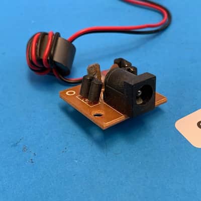 M-AUDIO KeyStation 61es MIDI Keyboard Part: AC Adapter Input Socket Board image 2