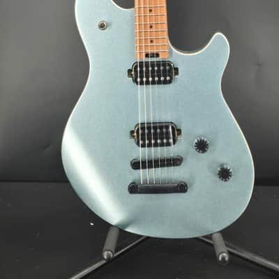 EVH Wolfgang® Standard T.O.M., Baked Maple Fingerboard, Sea Foam Pearl Metallic image 2