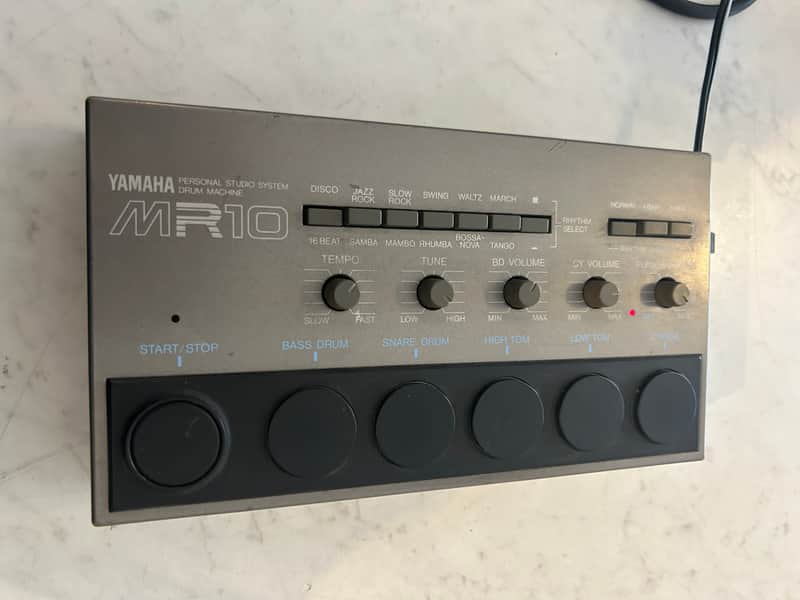 Yamaha  MR10 image 1