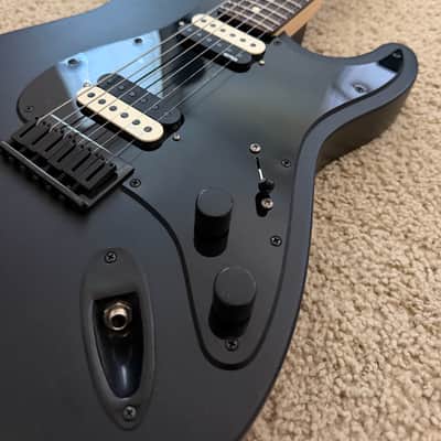 Fender Jim Root Artist Series Signature Stratocaster 2010 - Present - Flat Black image 4