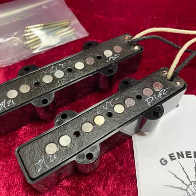 General Vintage Tone  Jazz bass Hand wound Pickup set 1960s Scatter Made GVT Rwrp image 4